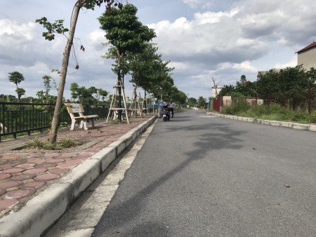 Chính chủ bán đất diện tích 92m2 bìa Xóm Vang, Cổ Loa, Đông Anh, Hà Nội