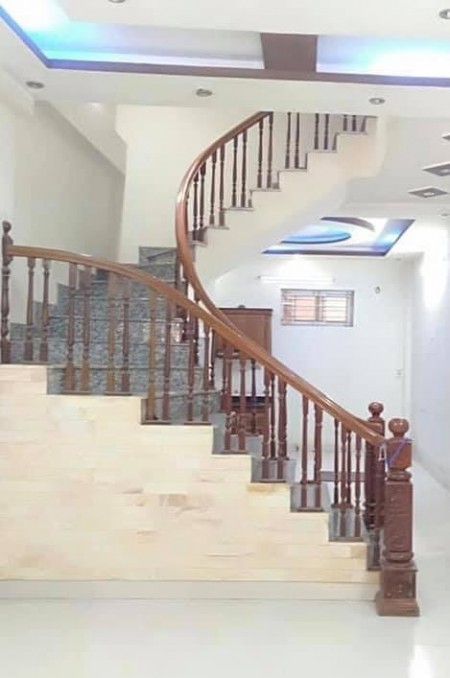 Bán nhà Quang Trung - Hà Đông, dân trí cao, an ninh tốt, 60m2, chào giá 5.7 tỷ