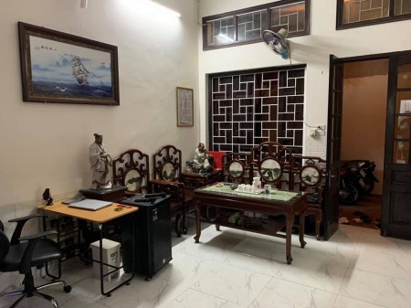 Bán nhà Trần Khát Trân, 65m2 x 3 tầng, mặt tiền 4.5m, 30m ra ô tô, nhỉnh 4 tỷ