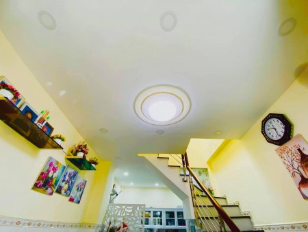 Bán Nhà Thoại Ngọc Hầu-Tân Phú HXH Thông 150m2 3 tầng, giá bán chỉ với 4.1tỷ