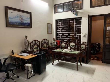 Bán Nhà Phố Trần Khát Chân, diện tich 56m2, 3 tầng, ngõ thông, đẹp, gần ô tô, giá 5.2 tỷ có thương lượng