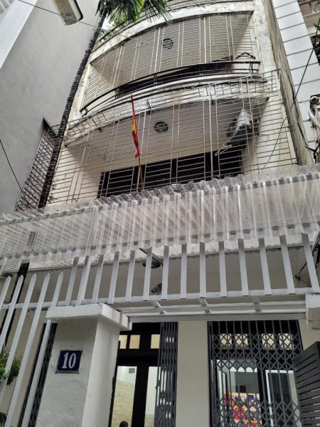 Nhà ngõ 105 Doãn Kế Thiện, 85m2 sổ đỏ vuông vắn, thiết kế 4 tầng,mặt tiền 5.2m giá chỉ 8.2 tỷ