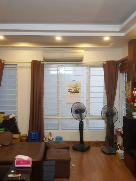 Nhà đẹp phố Nguyễn Lương Bằng dt 50m2 mt 6m giá bán 4.36 tỷ ở ngay
