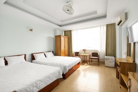 Bán khách sạn 32 phòng đường Trần Qúy Cáp Phường Thắng Tam.