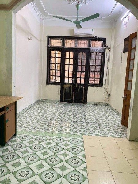 Cần bán nhà Thụy Khuê, dt 35m2, 4 tầng, mt 5m, tầm tiền, 3.15 tỷ, Tây Hồ.