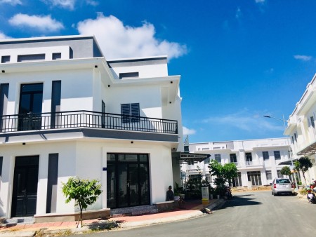 Bán nhà nguyên căn khu nhà ở Hoàng Quân, Quận Cái Ráng, giá 1.7 tỷ, lhcc
