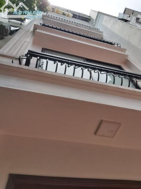 Chủ nhà cần định cư nước ngoài thanh khoản gấp nhà đẹp, lô góc phân lô, lô góc 2 mặt thoáng