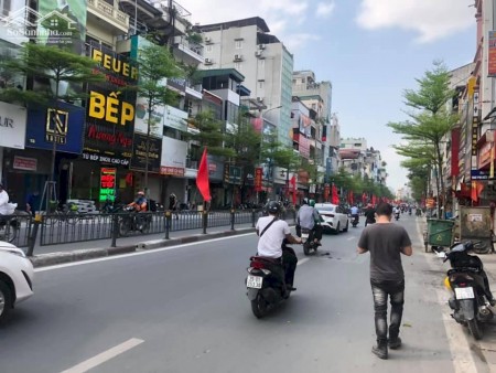 Đống Đa Nguyễn Lương Bằng dt 67m2 30 ra ô tô tránh, nhà đẹp ở luôn, giá 6 tỷ