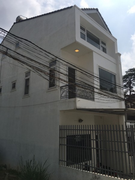 Nhà mới đường Gio An phường 5 thành phố Đà Lạt, giá 5.4 tỷ, thương lượng
