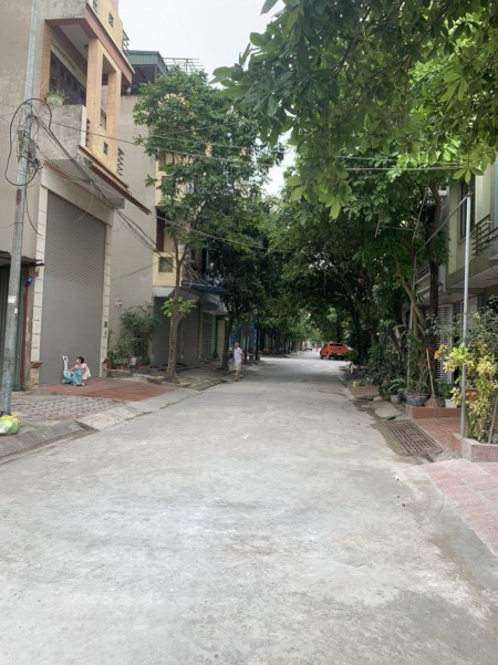 Đất phân lô dịch vụ la Khê, lô đất đẹp nhất Lê Khê Quận Hà Đông