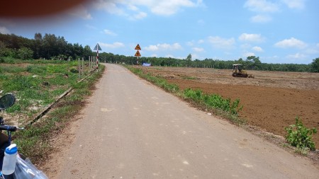 Đất vườn trảng bom 500 met vuông giá 650tr nằm giữa các khu công nghiệp