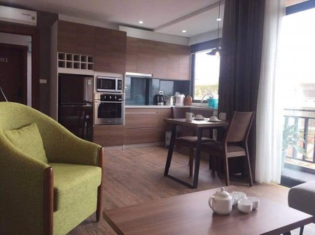 120tr/tháng, Lạc Long Quân, 90m2, 7 tầng, 8 căn hộ, cách nhà ra phố, nhỉnh 19 tỷ. LH 0975823216