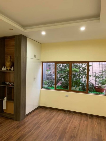 Bán nhà phố Giang Văn Minh 24m2x4 tầng, ở luôn,2.6 tỷ