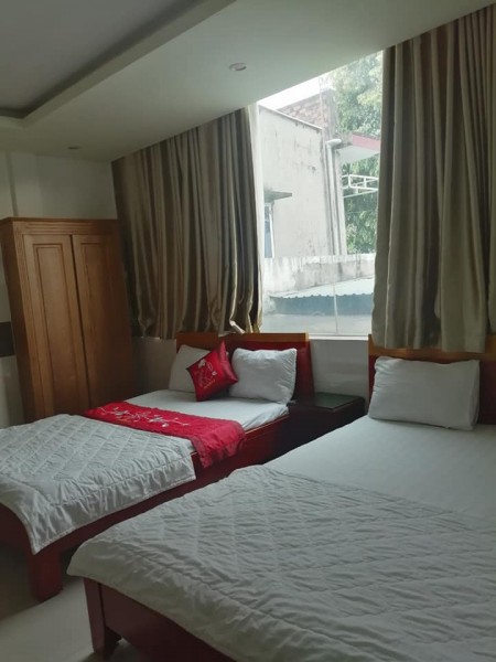 (Quận 12)Bán gấp khách sạn mặt tiền, đẹp, Trần thị Cờ, Lê Văn Khương, 6 tầng, giá 10.5 tỷ