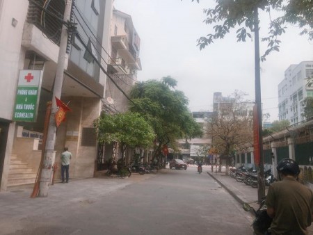 Siêu hiếm tòa nhà diện tích 135m2 mặt tiền 14m Vân Hồ Hai Bà Trưng