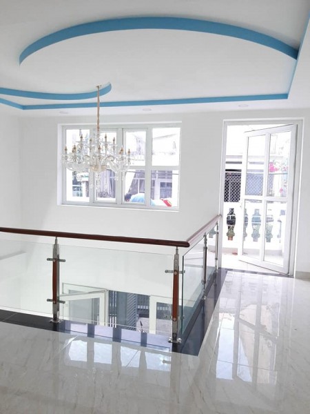 Bán nhà Hẻm 6m Trịnh Đình Trọng, 75m2 ngang 5, 5 tầng, 5PN, giá chỉ 9.3 tỷ, lh 0703161091
