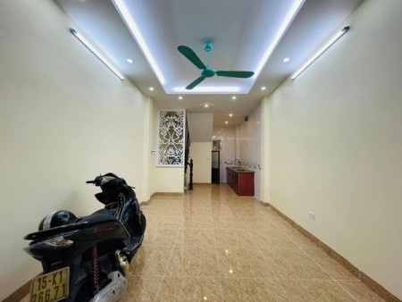 Nhà riêng bán nhà Lê Trọng Tấn, Khương Mai, Thanh Xuân, 31m2 x4T giá 4,4 tỷ