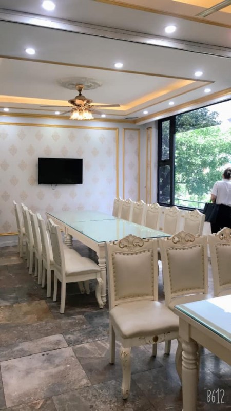Siêu phẩm Mặt phố Kinh Doanh đỉnh cao Liễu Giai- Ba Đình, 68M2 x4T, mt 8.2m giá 37.5 tỷ