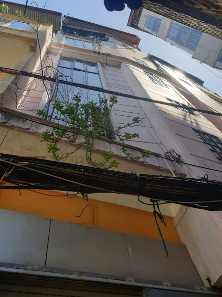BÁN GẤP NHÀ NGUYỄN KHANG 40M2 – LÔ GÓC 3 MẶT THOÁNG - CÁCH OTO 50M - TRƯỚC NHÀ 3M – PHÙ HỢP ĐẦU TƯ DỮ TIỀN