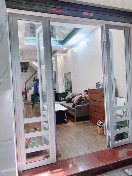 Bán nhà đẹp, hiếm, phố Nguyễn Cao, diện tích 39m2, 4 tầng, giá 4,5 tỷ