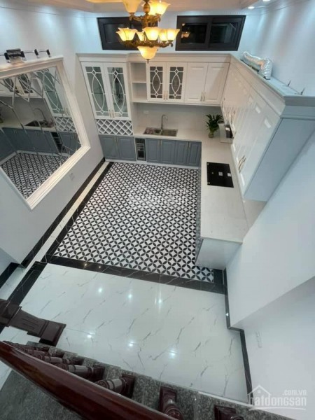 Bán gấp nhà đẹp Lê Trọng Tấn - Hoàng Văn Thái ngõ nông gần ô tô - gần phố - 50m2 4 tầng giá 4 tỷ.