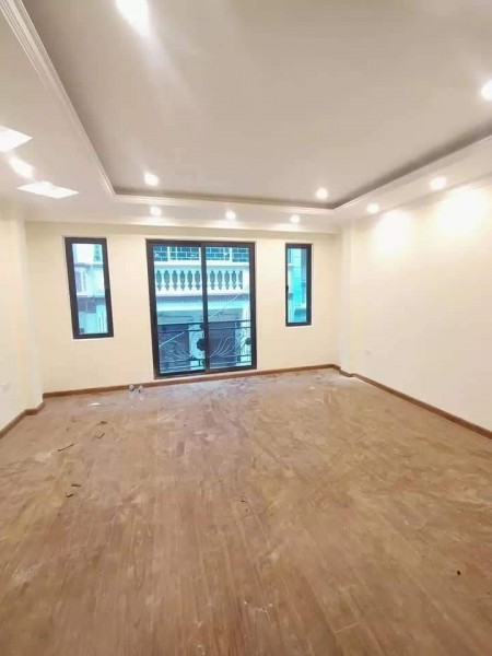 Nhà Đường Bưởi phân lô quân đội, nhà cực đẹp thang máy tốc độ cao, ngõ rộng 7m ở cực thích.