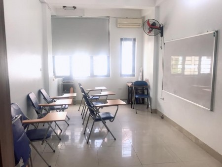Bán nhà phố Bùi Huy Bích Hoàng Mai 50m 5 tầng kinh doanh, ô tô đỗ cửa giá 5,8 tỷ