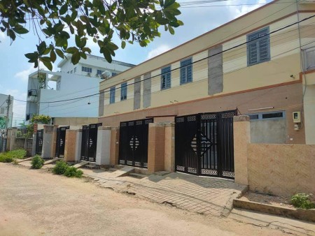 Hẻm xe hơi Thạnh Lộc, diện tích 184(8 x 23), dòng tiền 20 triệu, 7 tỷ