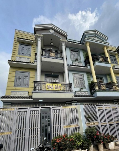 Cần tiền trả ngân hàng bán gấp nhà 63m2 đường Tây Lân, quận Bình Tân