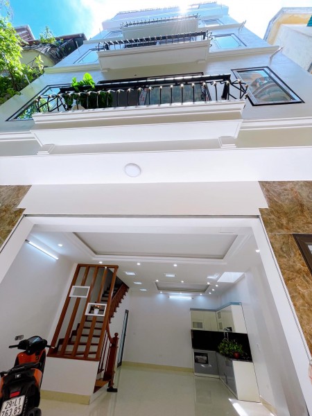 Hót Nhà Rộng Kinh Doanh diện tích 57m2, 4 tầng Minh Khai giá 4,9 tỷ