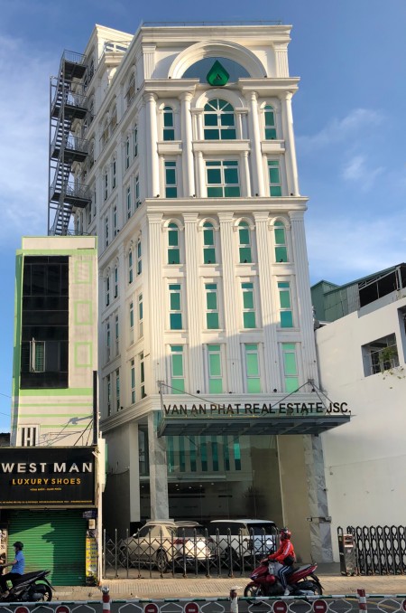 Bán toà nhà Góc 3MT Phan Đình Phùng 125m2 sổ hoàn công Hầm 7 Tầng mới