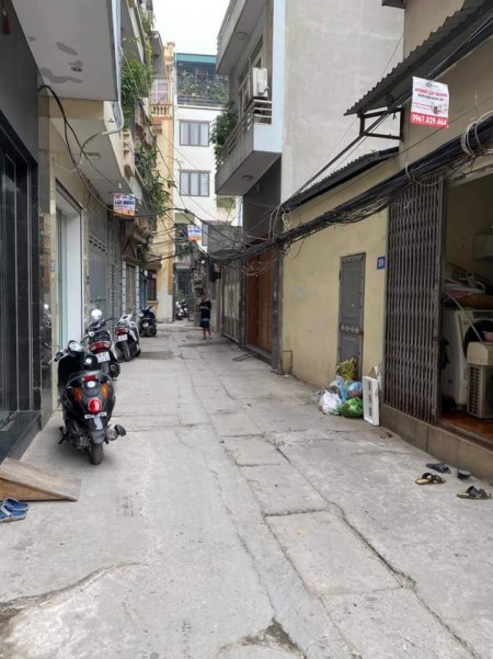 Bán Đất Thanh Trì 59m, Ô tô, Gara, mt 3.8 giá 2.75 tỷ, giao dịch nhanh chóng