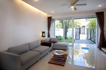 Bán nhà Trần Khát Chân, dt 50m2, giá 5.8 tỷ, gần Time City Minh Khai, Lạc Trung