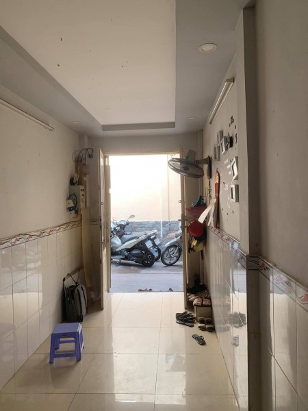 Bán nhà Tôn Thất Hiệp công năng đỉnh, 3 gác giá chỉ gần 3 tỷ, lhcc