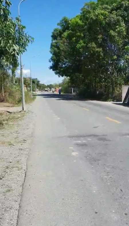 Bán đất ngộp ngân hàngm sát hồ Marina Châu Pha diện tích 5x25 100m2 thổ cư