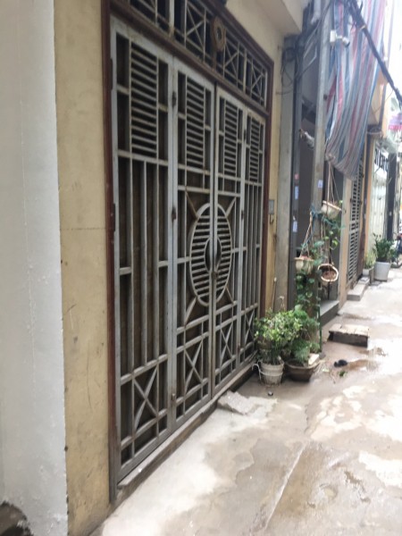 Bán nhà Lĩnh Nam, 3 bước lên ô tô, diện tích sử dụng 39m2, giá bán 2,4 tỷ