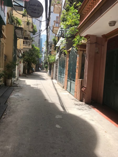 Cần bán nhà phố Vương Thừa Vũ otô đỗ cửa, DT 52m2, giá 6.5 tỷ.