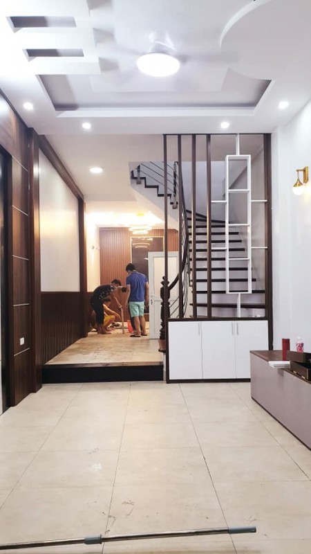 Bán nhà Cầu Giấy Ba gác đổ cửa cách ô tô 40m, dt 30m2, 5 tầng, giá 3.45 tỷ, lhcc