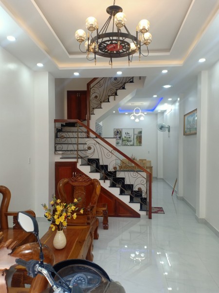Bán Nhà Đẹp Nguyễn Ngọc Lộc, P14, Quận 10, Giá rẻ, 3.5x10m chỉ 4.1 tỷ 0982245779