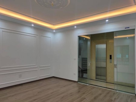 Bán nhà đường Láng, Thịnh Quang, Đống Đa, 50m, lô góc, 6 tầng thang máy, kinh doanh, giá sốc 8.5 tỷ