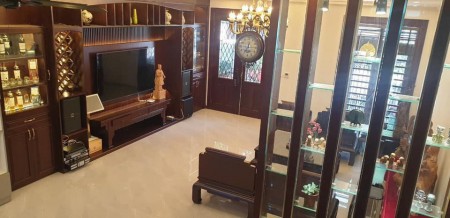 Nhà mặt phố giá mặt ngõ, Đặng Văn Ngữ kinh doanh đẳng cấp dt 161m2, mt 6.2m, giá 32 tỷ