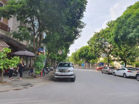 Bán Nhà Phân Lô Bùi Huy Bích diện tích 50m2, 5 tầng, giá bán 6 tỷ.