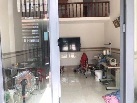 60m2 nhà đẹp, HXH Quận 12 chủ xây kỹ chắc chắn tặng hết nội thất