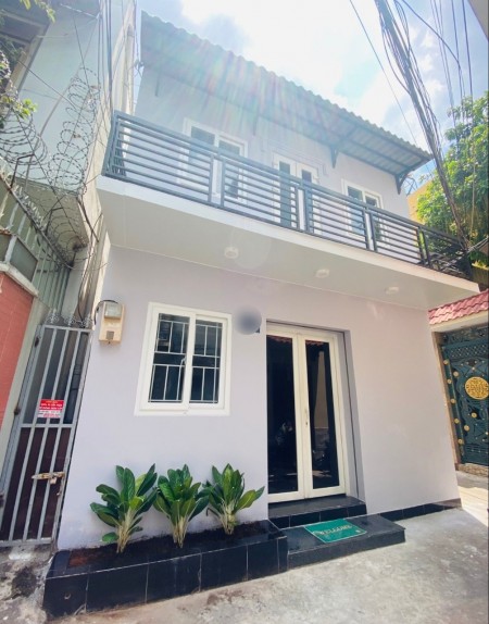 Cần bán nhà Đường số 7 Quận Gò Vấp diện tích 33m2 giá bán 3.7 tỷ, đúc kiên cố