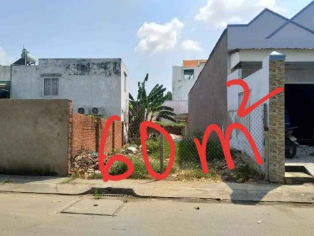 Cần tiền chữa bệnh ra nhanh lô đất đẹp giá quá hời mùa COVID. Hẻm xe tải nhỏ