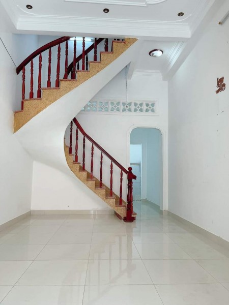 Hẻm xe hơi 5m 3 căn ra mặt tiền Nguyễn Văn Khối phường 8 Gò Vấp 43m2 4 tỷ 3 TL