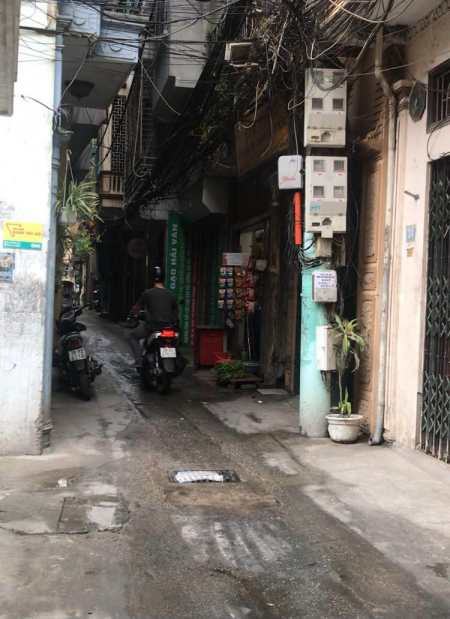 Bán gấp nhà đẹp Định Công Thượng, diện tích 30m2 giá bán 3.1 tỷ, ngõ thông