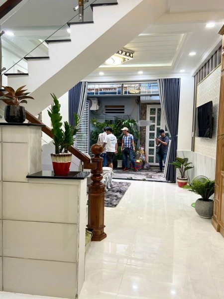 Bán nhà nguyên căn Xô Viết Nghệ Tĩnh, hẻm thẳng thông vị trí hiếm, dt 50m2, giá 4,5 tỷ