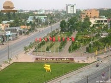 Nền đường 23/08- Phường 7 Bạc Liêu Cách công Viên Lê Thị Riêng 150 m
