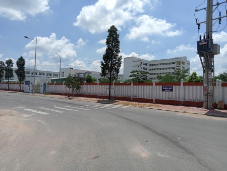 Nhượng gấp lô đất ngộp Phú Chánh Tân Uyên đường thông Huỳnh Văn Lũy, KCN Phú Chánh sổ sẵn giá rẻ